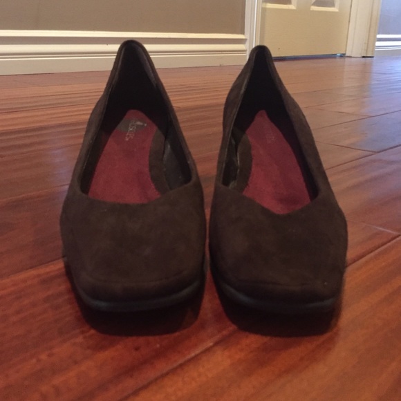 Comfortable Aerosol Shoes - Picture 3 of 7